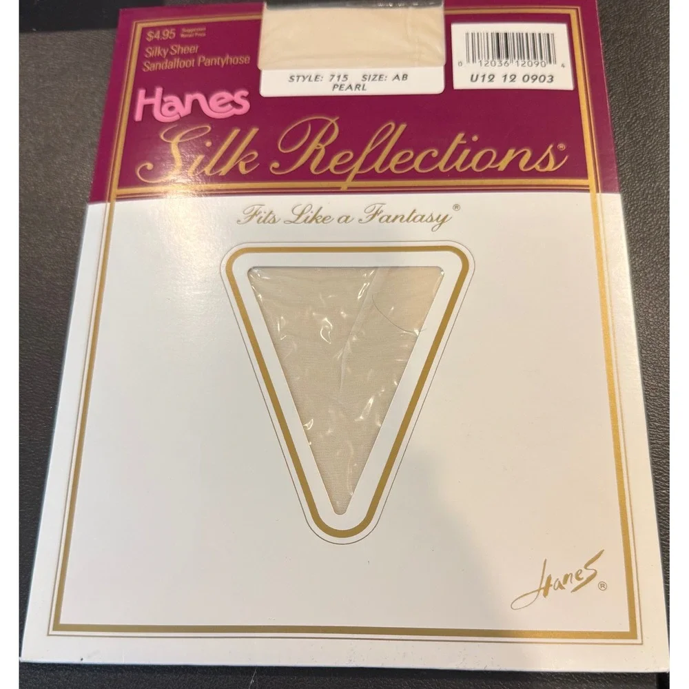 Hanes Womens AB Pantyhose Pearl Silk Reflections Silky Sheer‎ Sandalfoot 715 NEW